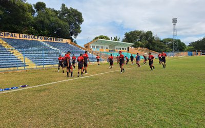 Jogo-treino Lindolfo Monteiro Sub-20